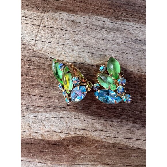 Alice Caviness Vintage Gold-Tone Clip-On Earrings W/ Green & Blue Rhinestones - Picture 3 of 9